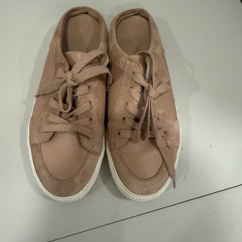 VINCE Kess Apricot Backless Leather Suede Sneakers Slip On Lace Up Flats 7,5
